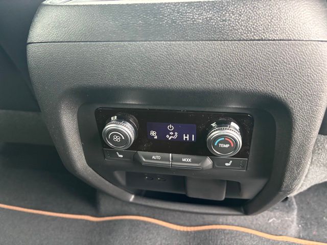 2026 GMC Acadia AT4 AWD