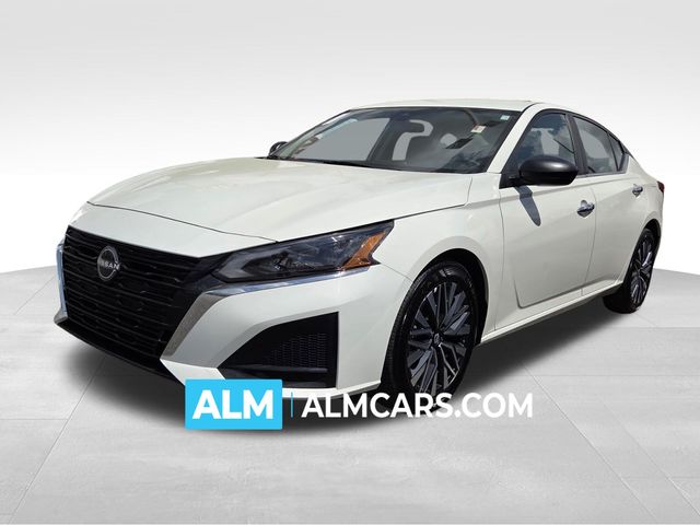 Glacier White 2025 Nissan Altima 2.5 SV FWD Sedan Front-Wheel Drive Continuously Variable Transmission