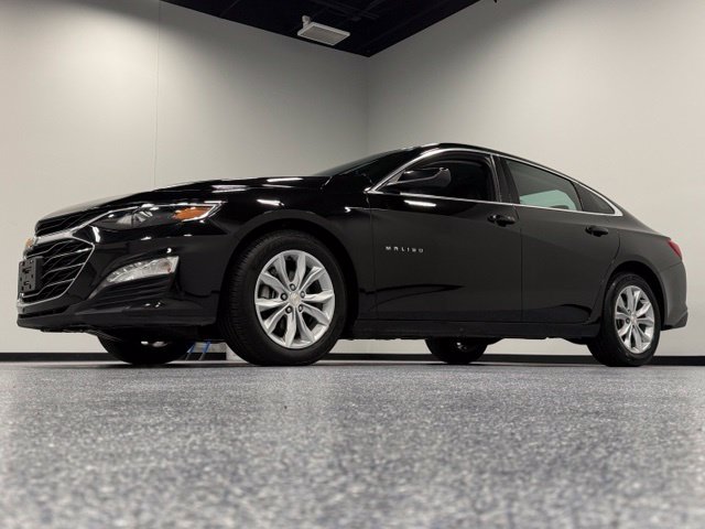Used 2025 Black Chevrolet LT image 4