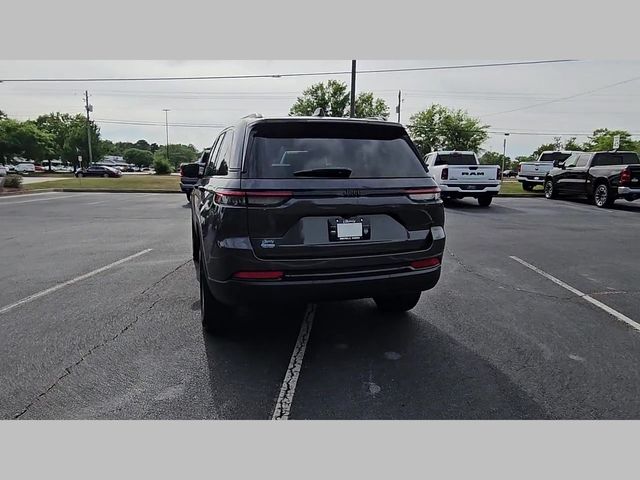 2025 Jeep Grand Cherokee Altitude X 4x2