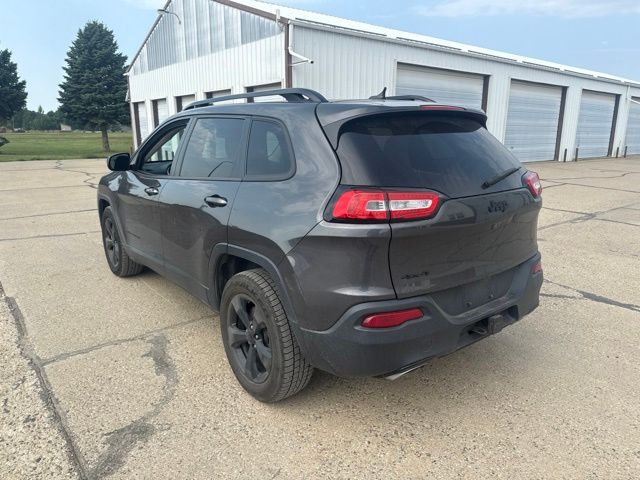 2015 Granite Crystal Metallic Clearcoat Jeep Cherokee Latitude 4X4 SUV