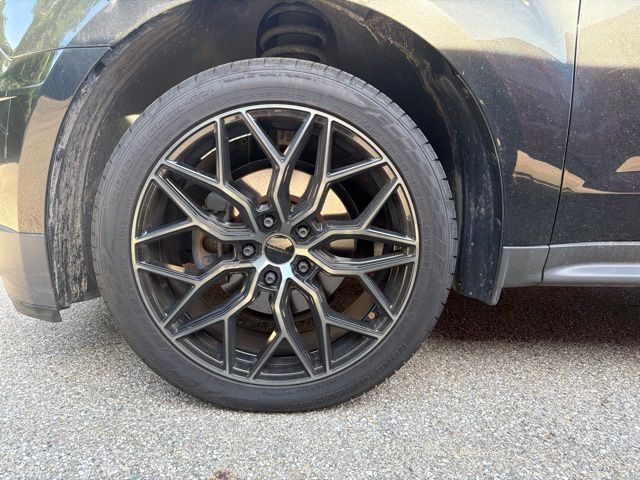 Used 2017 Black Chevrolet LT image 3