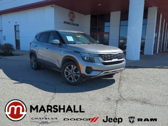 Steel Gray 2022 Kia Seltos LX AWD SUV / Crossover All-Wheel Drive Continuously Variable Transmission
