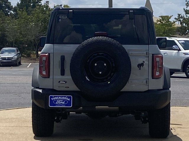 New 2026 White Ford Outer Banks image 4