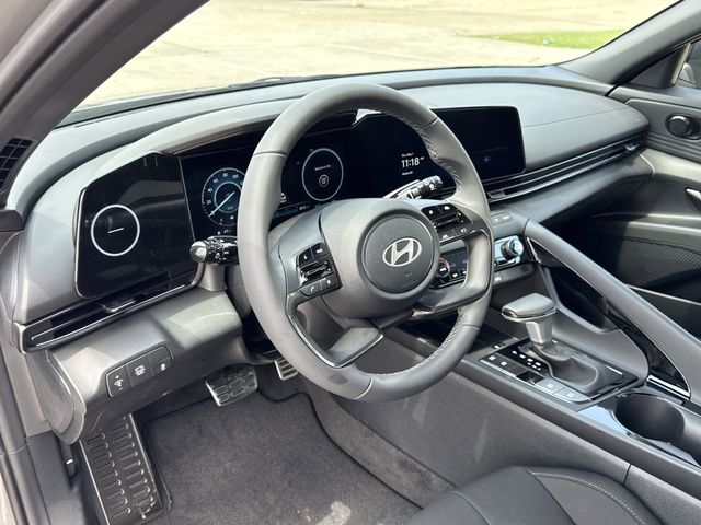 New 2025 Gray Hyundai SEL Sport image 11