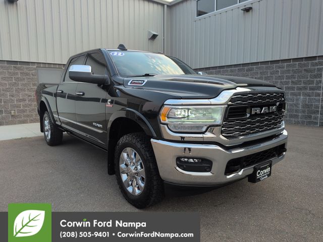 Diamond Black Crystal Pearlcoat 2022 RAM 2500 Pickup Truck Four-Wheel Drive 6-Speed Automatic