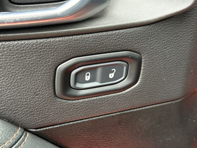 Used 2023 Jeep Wrangler SUV