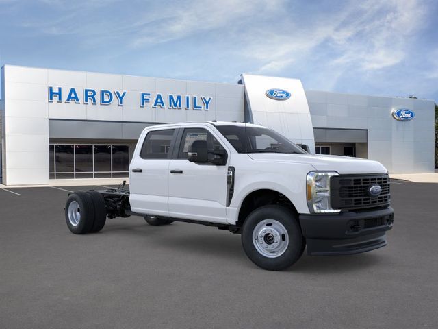 2025 Ford F-350SD XL:SEC41129