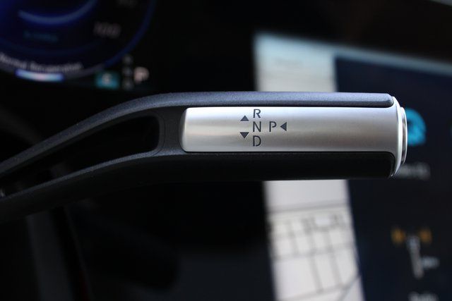 Used 2023  Mercedes-Benz 580 image 13