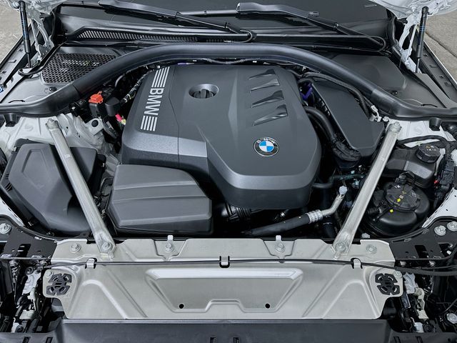 2025 BMW 4 Series 430i xDrive 32