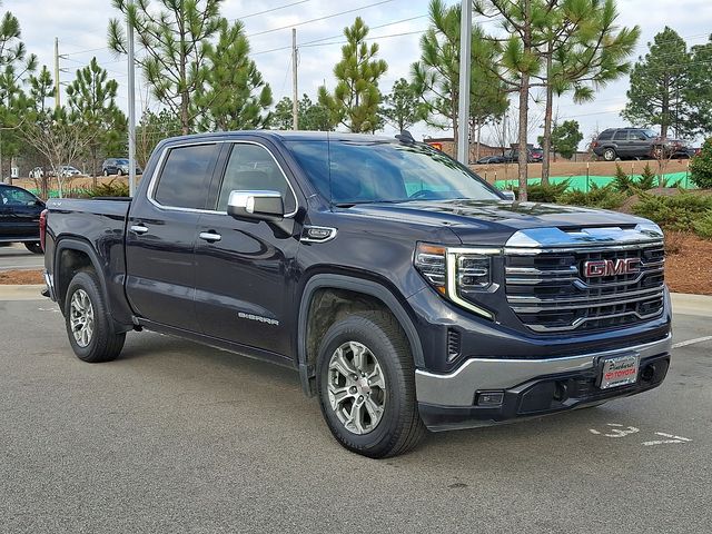 2024 GMC Sierra 1500 SLT's photo