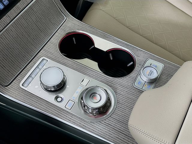 Thumbnail: 2026 Genesis GV80 - 15