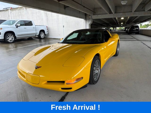 2000 Chevrolet Corvette Coupe RWD