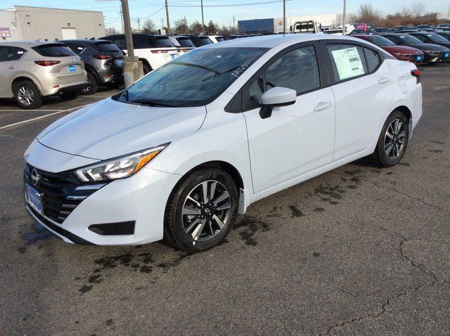 2025 Nissan Versa SV FWD