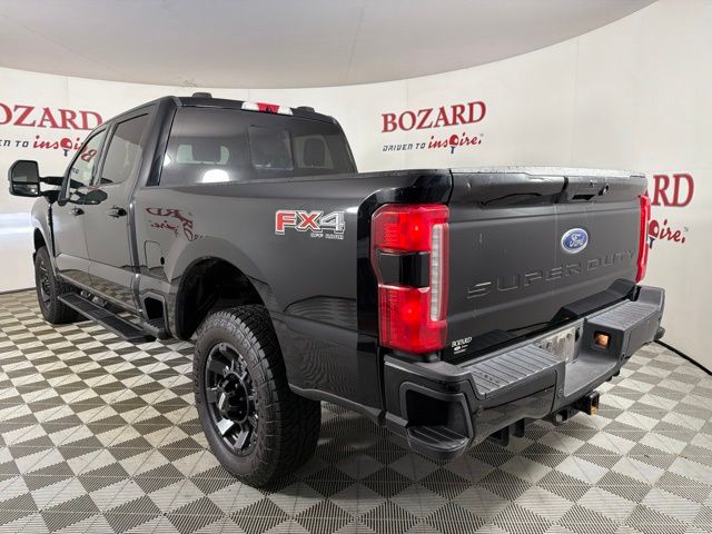 2024 Black Metallic Ford Super Duty F-250 SRW Lariat 4X4 Truck