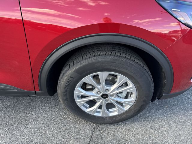 new 2026 Ford Escape car, priced at $32,299