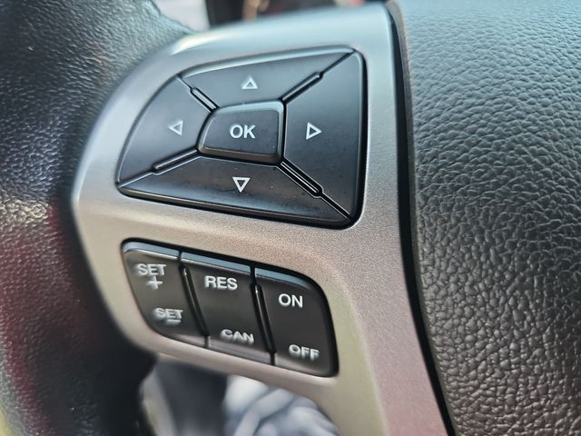 Used 2021 Black Ford XLT image 16