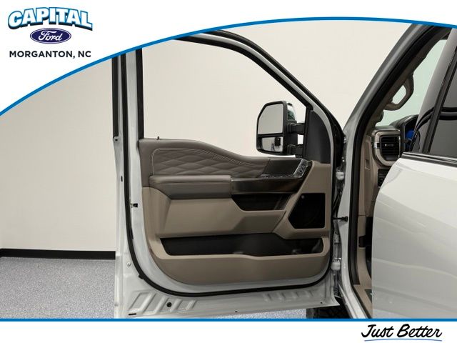 New 2026 White Ford Platinum image 9