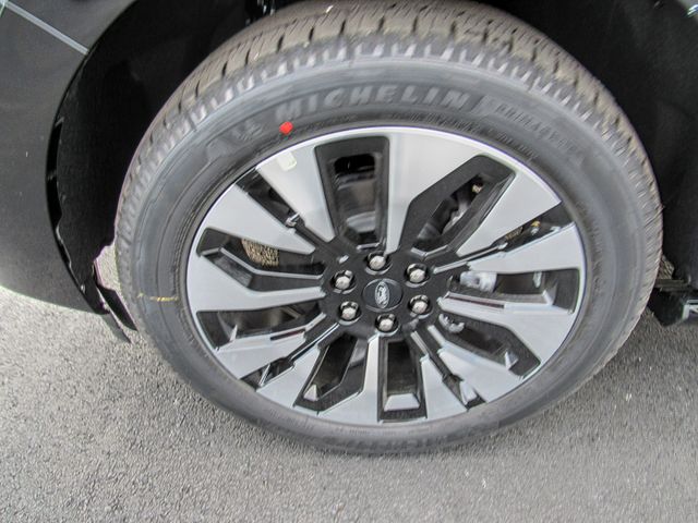 2025 Ford Expedition Max Platinum:168136