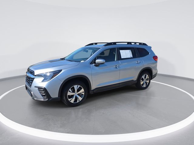 Used 2025 Ice Silver Metallic Subaru Premium image 4