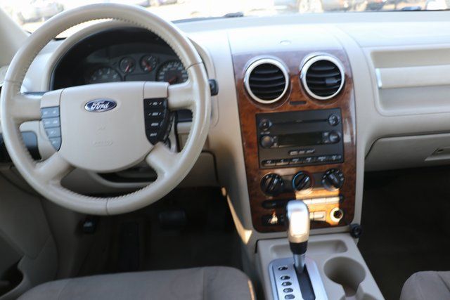 2007 Ford Freestyle SEL 4