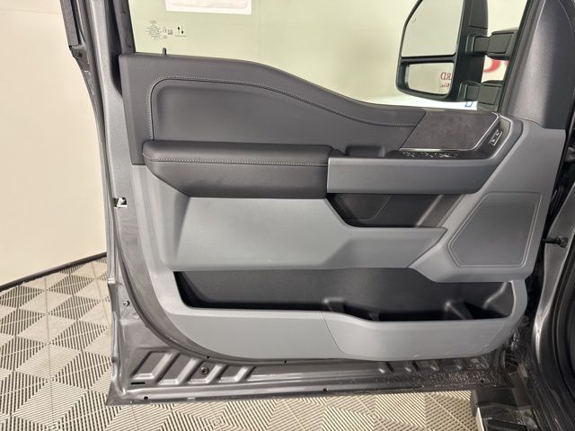 2025 Carbonized Gray Metallic Ford F-150 XLT 4X4 Truck