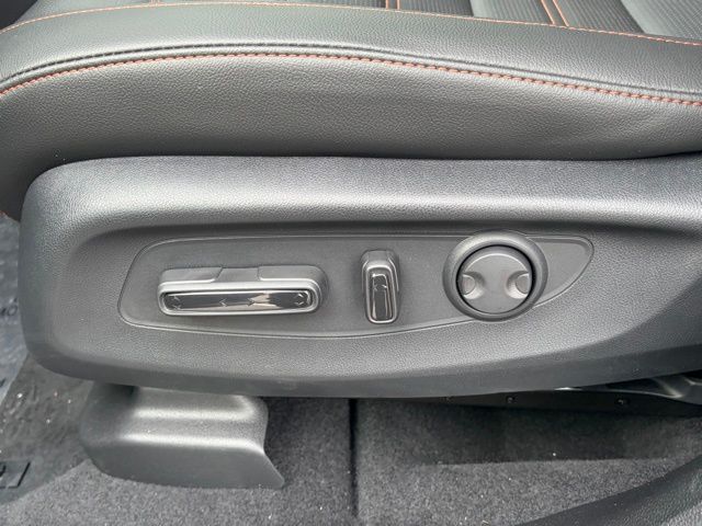 new 2026 Honda CR-V Hybrid car, priced at $41,675