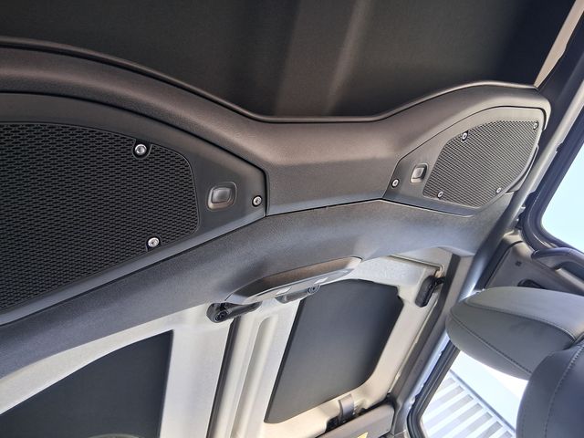 New 2026 Gray Jeep Mojave X image 27
