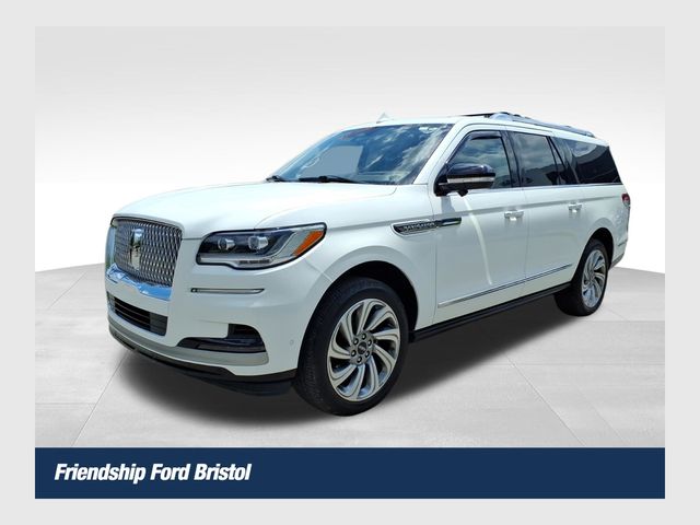 White Metallic 2023 Lincoln Navigator L Reserve 4WD SUV / Crossover Four-Wheel Drive Automatic