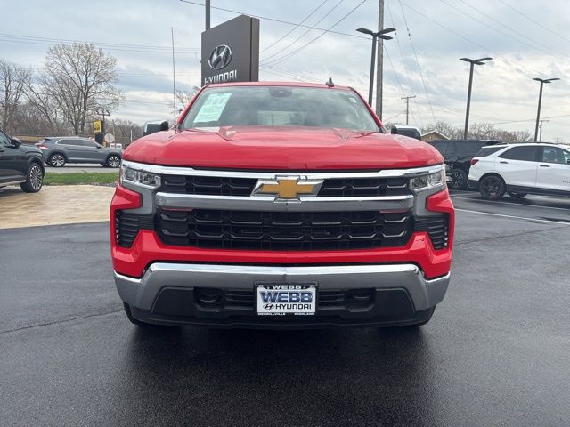 Used 2024 Red Chevrolet LT image 13