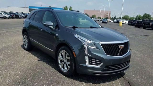 2021 Cadillac XT5 Sport 2