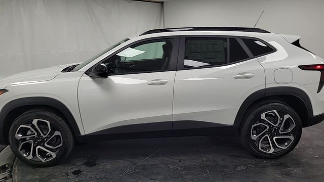 2025 – Chevrolet – Trax