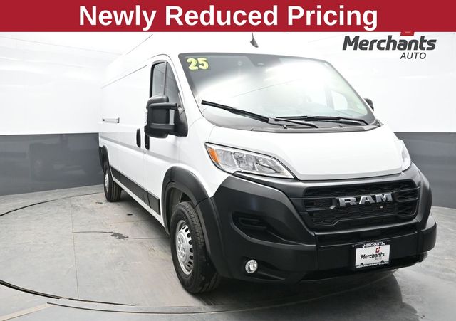 Bright White Clearcoat 2025 RAM ProMaster 2500 Tradesman 159 High Roof Cargo Van FWD Van Front-Wheel Drive 9-Speed Automatic