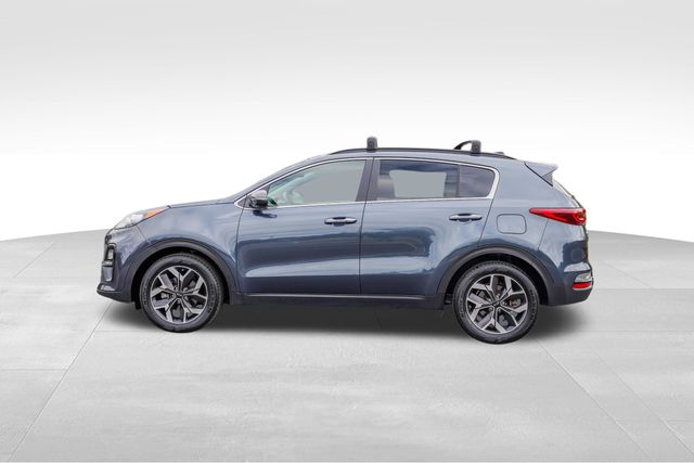 2022 Kia Sportage EX 4