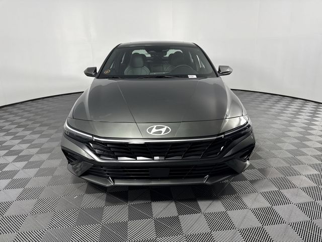 New 2025 Hyundai Elantra Hybrid For Sale in Indianapolis, IN