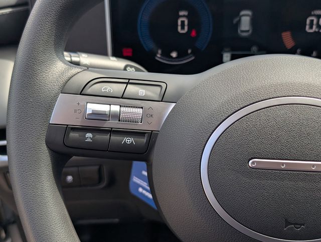2026 Hyundai Tucson SE Silver at DeMontrond Gulf Freeway
