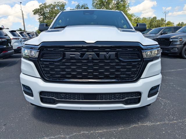 2026 Ram 1500 Express Crew Cab 4x4 5'7" Box