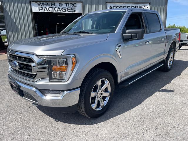 2021 Ford F-150 XLT - Silver Metallic exterior view 3