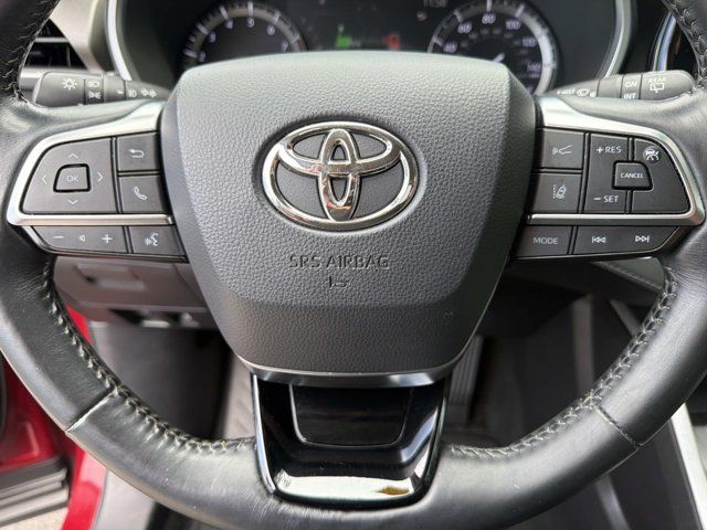 Used 2020 Toyota Highlander SUV