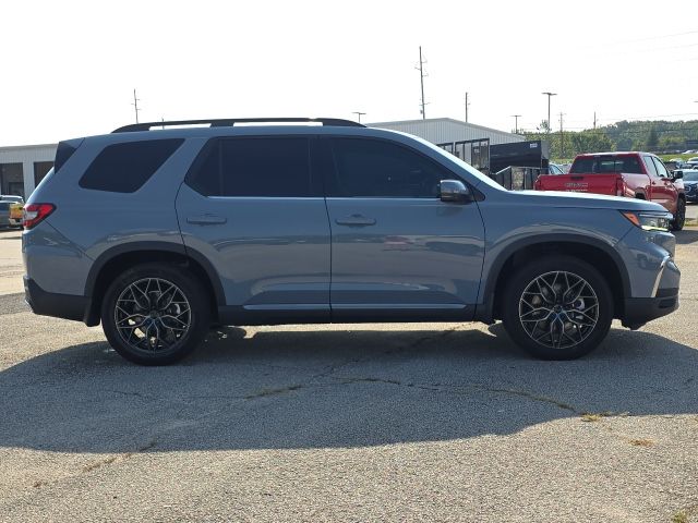 2025 Honda Pilot Touring:L168808A