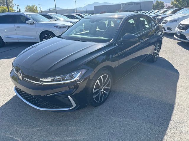 Deep Black Pearl 2025 Volkswagen Jetta Sedan Front-Wheel Drive 8-Speed Automatic
