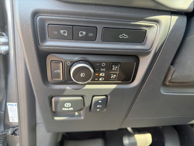 Certified Used 2023 Gray Ford Lariat image 17