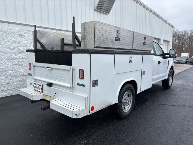 2019 Ford F-350SD XL photo