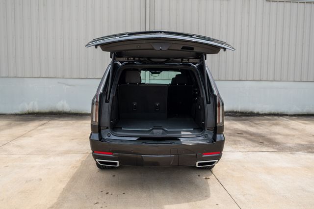 2026 Cadillac Escalade Luxury - 11