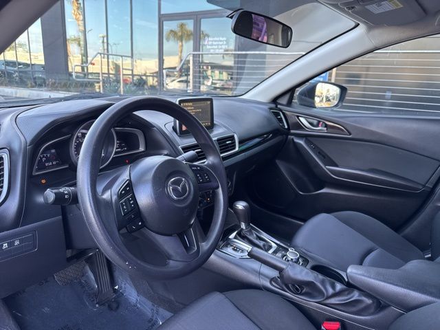 2016 Mazda Mazda3 i Sport 13