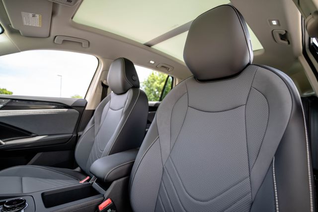 New 2026 Volkswagen Tiguan SUV