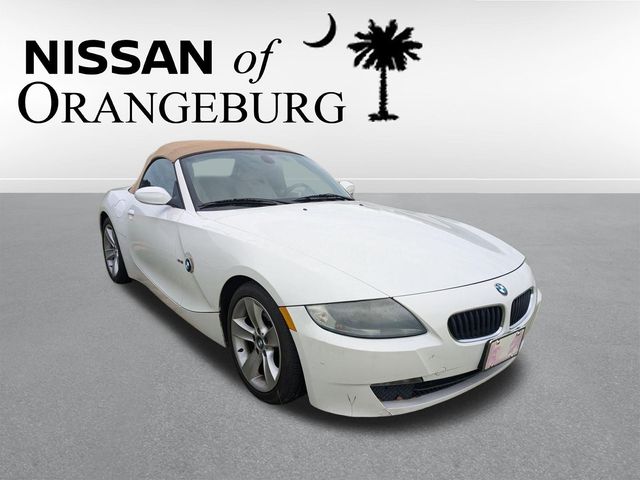 Alpine White 2006 BMW Z4 Convertible Rear-Wheel Drive 6-Speed Automatic