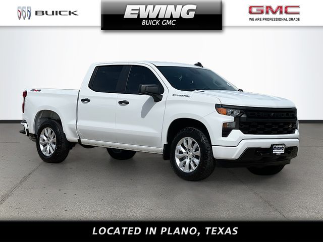 Summit White 2025 Chevrolet Silverado 1500 Custom Crew Cab 4WD Pickup Truck Four-Wheel Drive 8-Speed Automatic