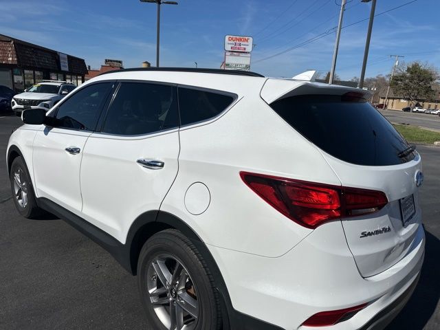 Used 2018 White Hyundai 2.4 Base image 18