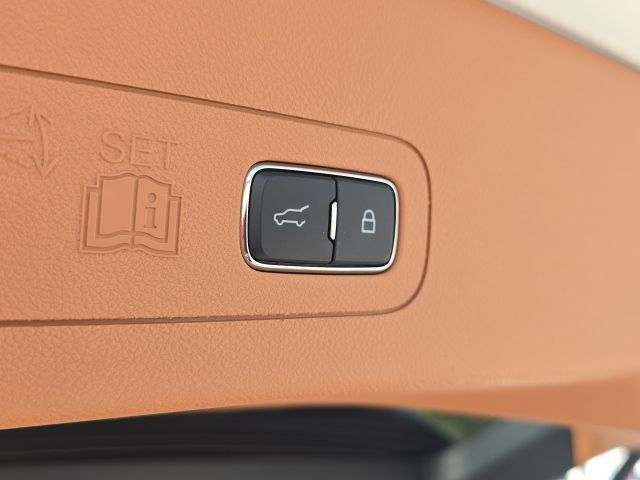 2023 LINCOLN Aviator Black Label:168952A